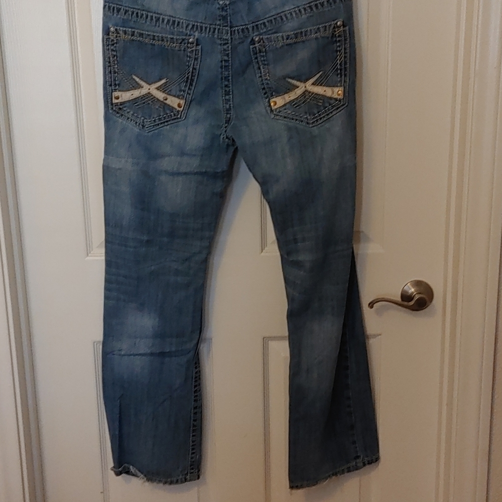 Request Jeans - Picture 2 of 3